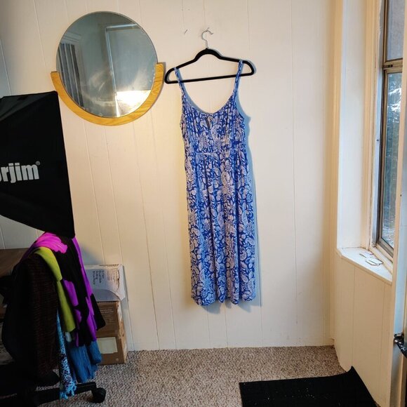 Loft Sundress with smocking, pleats & a beach Blue & White patterned fabric. L - Picture 7 of 8
